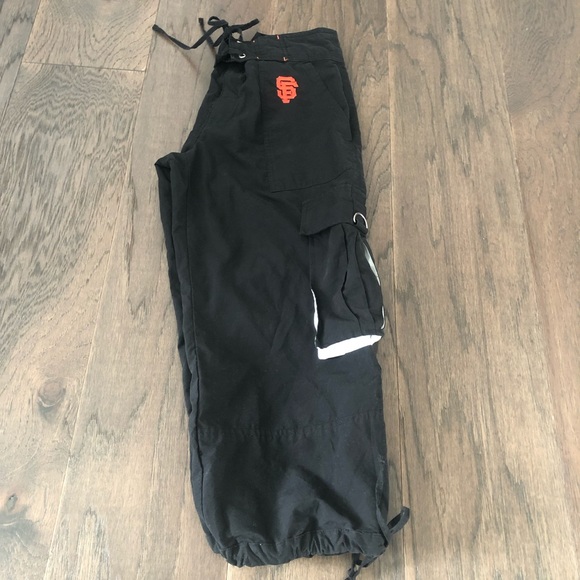 Vintage SF Giants cargo capris - Picture 2 of 5